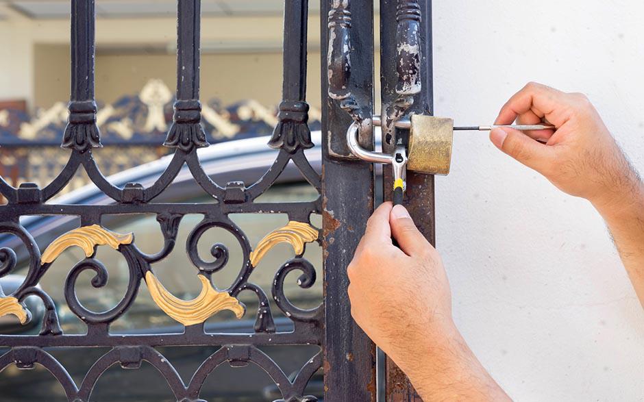 l'artisan professionnel serrure porte blindee Montreuil